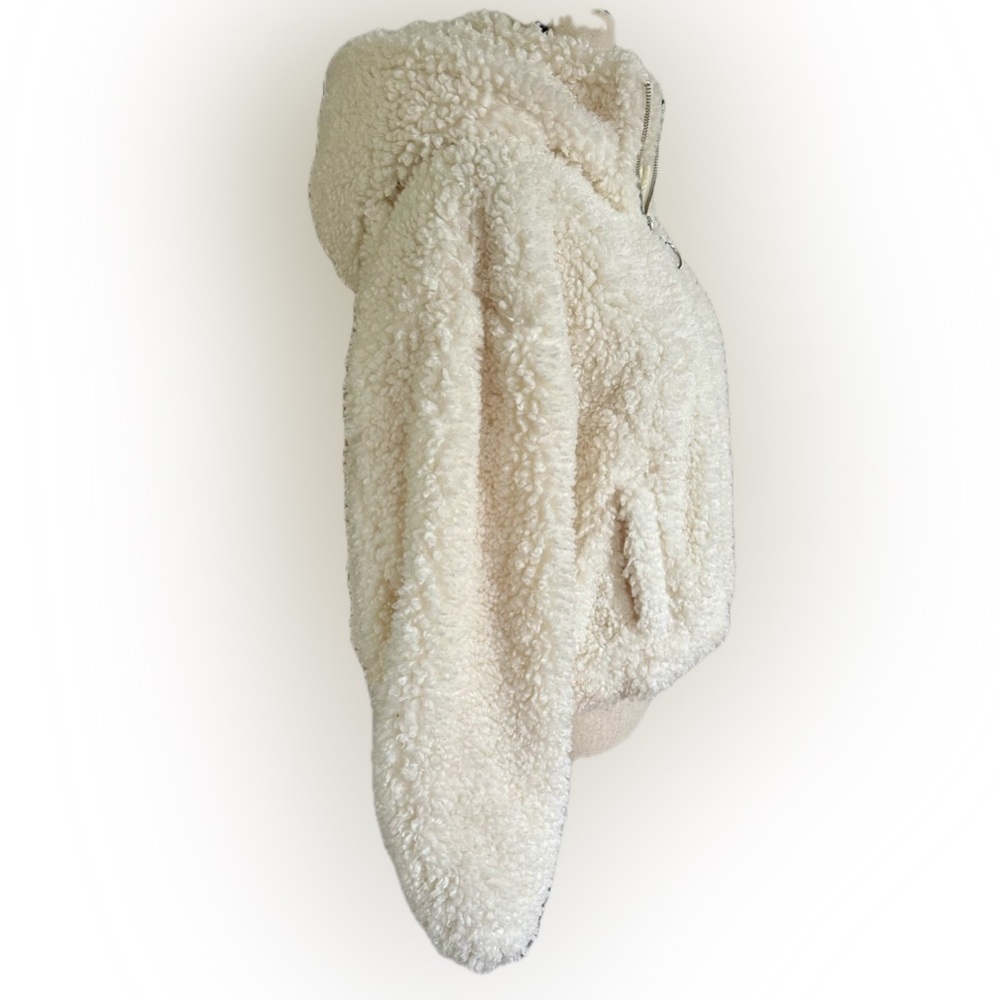 WeWoreWhat Ivory Curly Sherpa Jacket - Picture 2 of 8